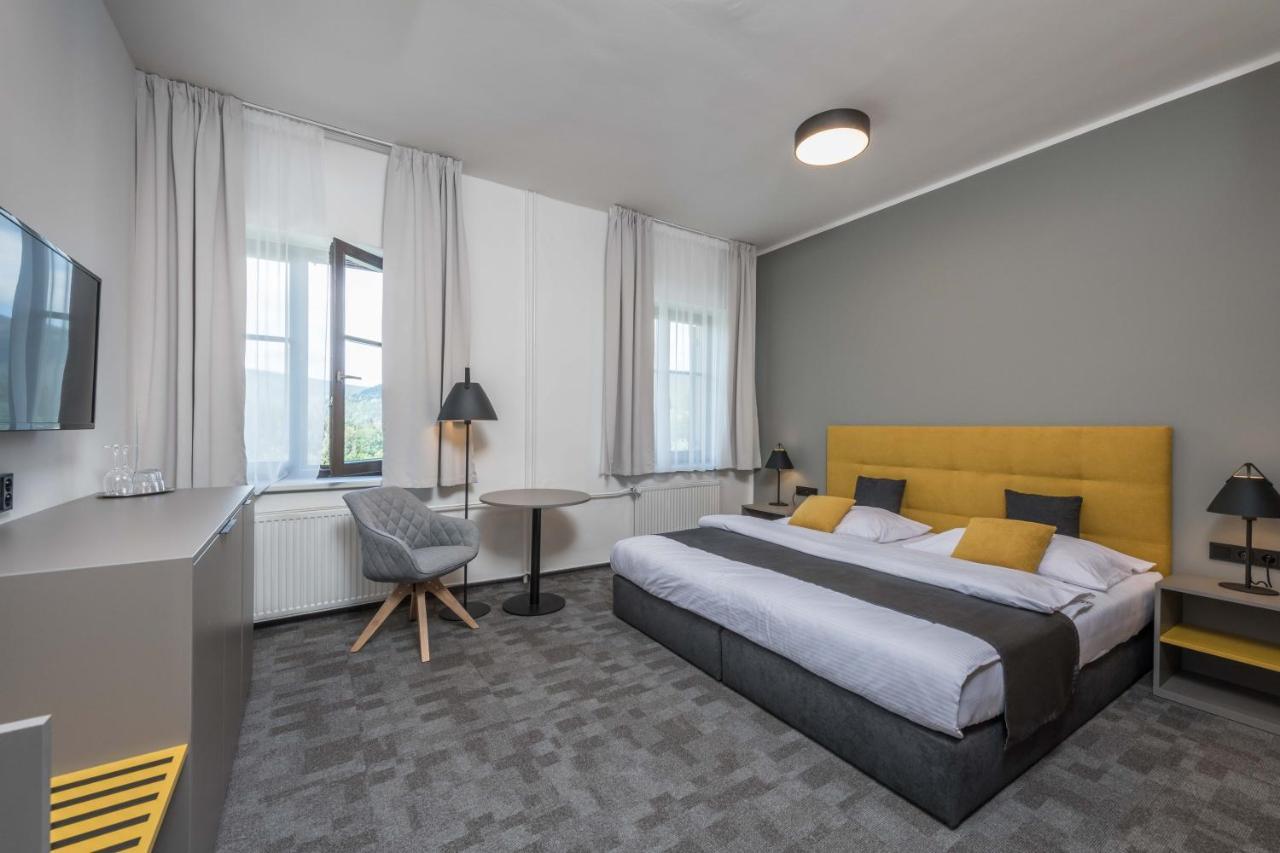 Praha Hotel
