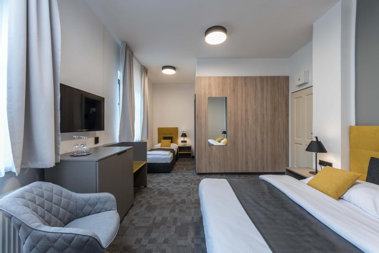 Praha Hotel