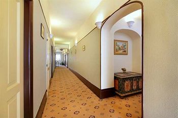 Praha 4*